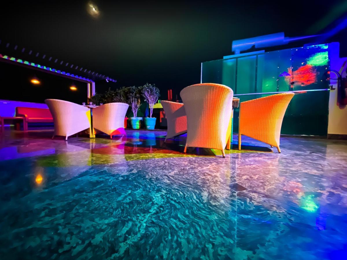 גורגאון Sky Suites מראה חיצוני תמונה