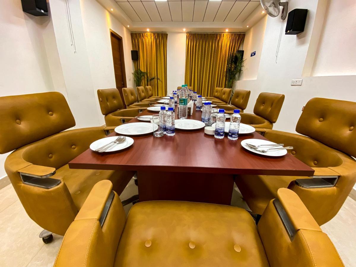 גורגאון Sky Suites מראה חיצוני תמונה
